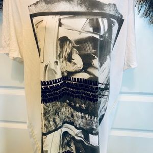 Vintage 1981 Guess Model T-shirt. Unisex. Size xl.